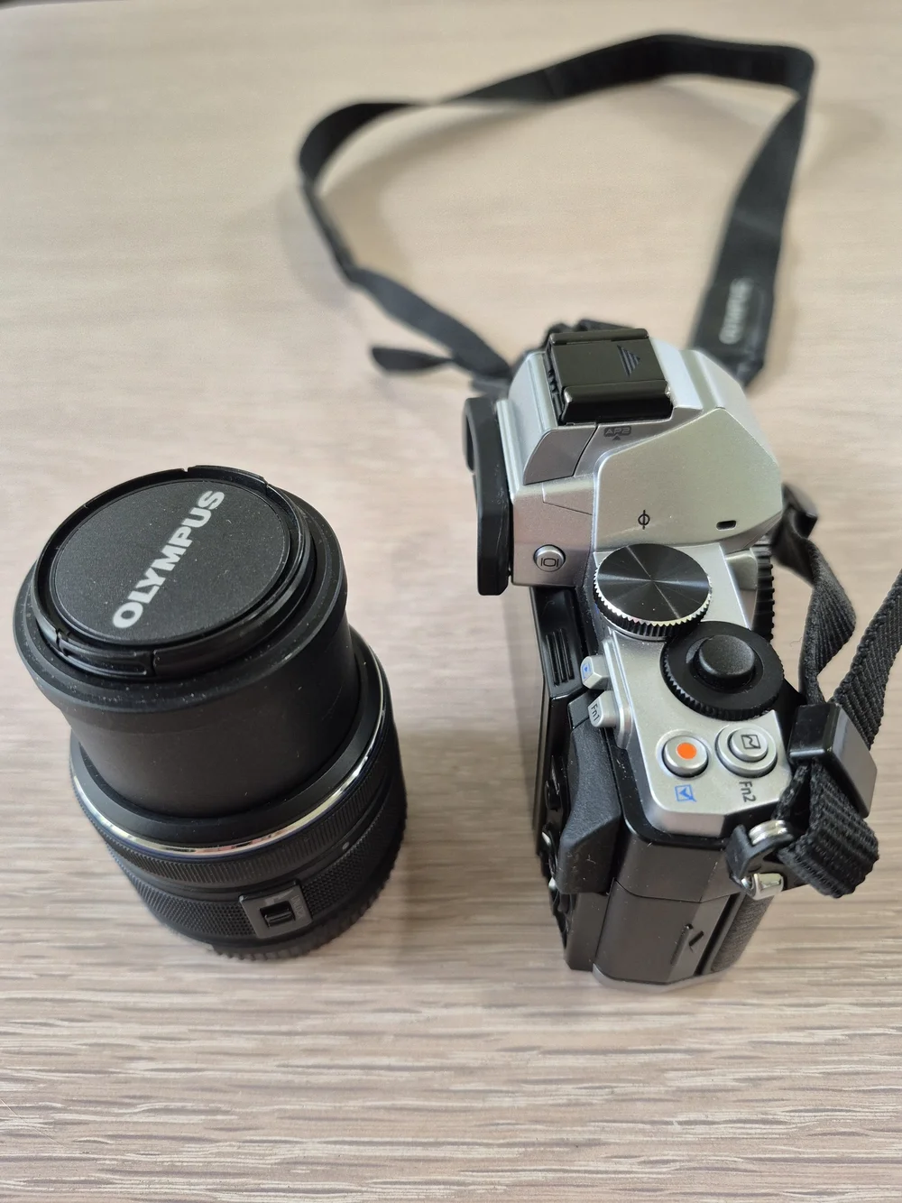 Olympus Om-D E-M5 Mirrorless Camera Kit in Black